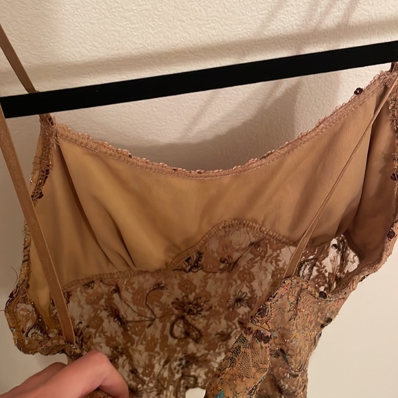 Very cute tank top 🤎 - Picture 4 of 6